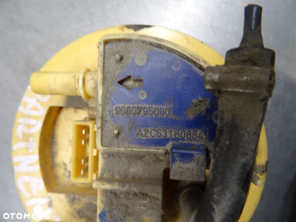 PEUGEOT PARTNER I LIFT 1.6HDI POMPKA POMPA PALIWA 9660795080 - 4