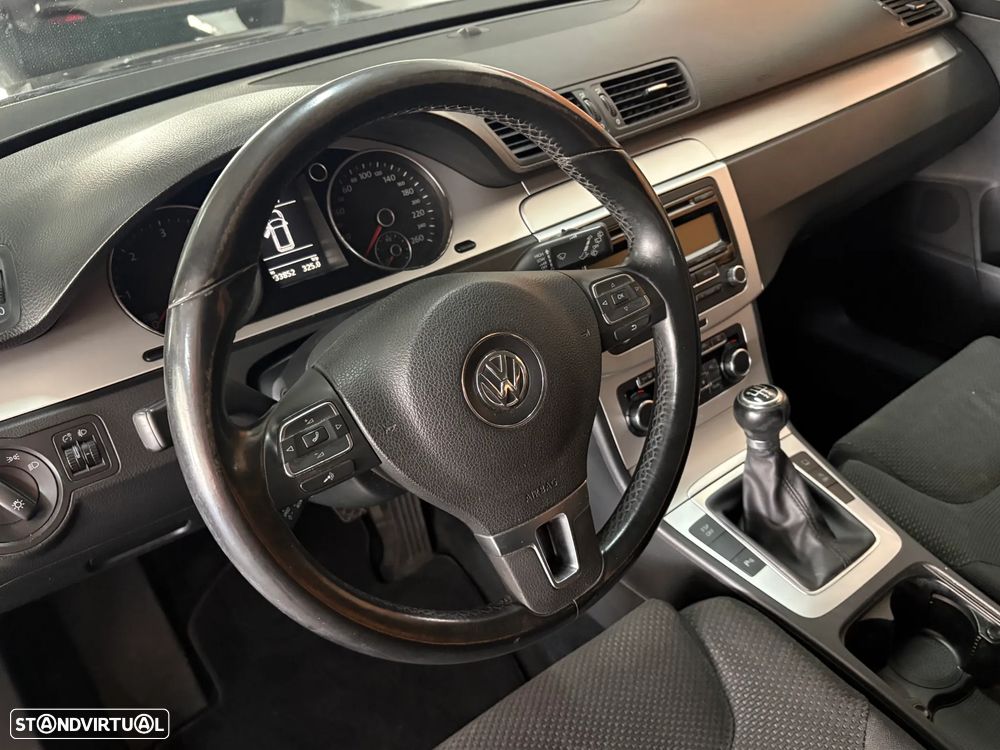 VW Passat Variant 1.6 TDI Confortline - 9