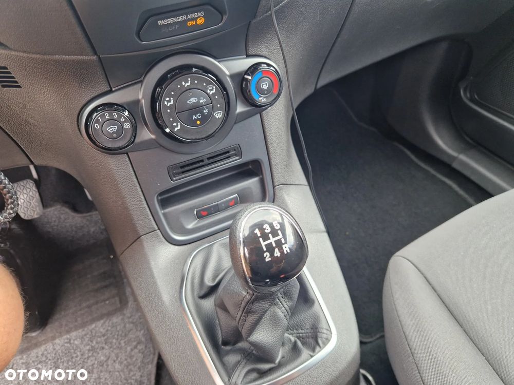 Ford Fiesta - 14