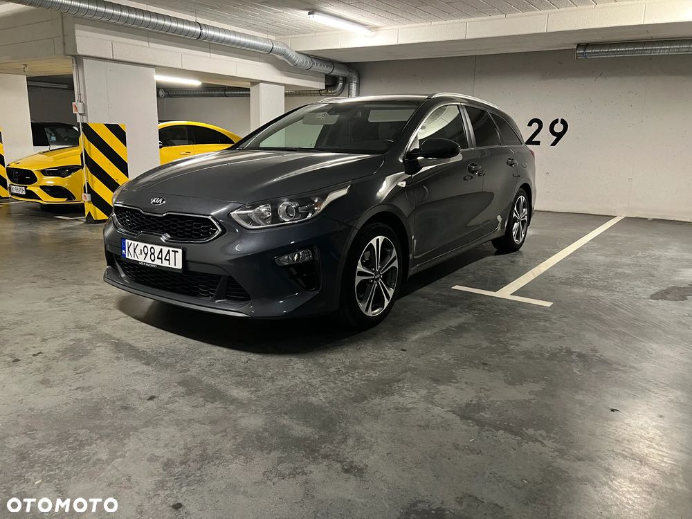Kia Ceed - 1