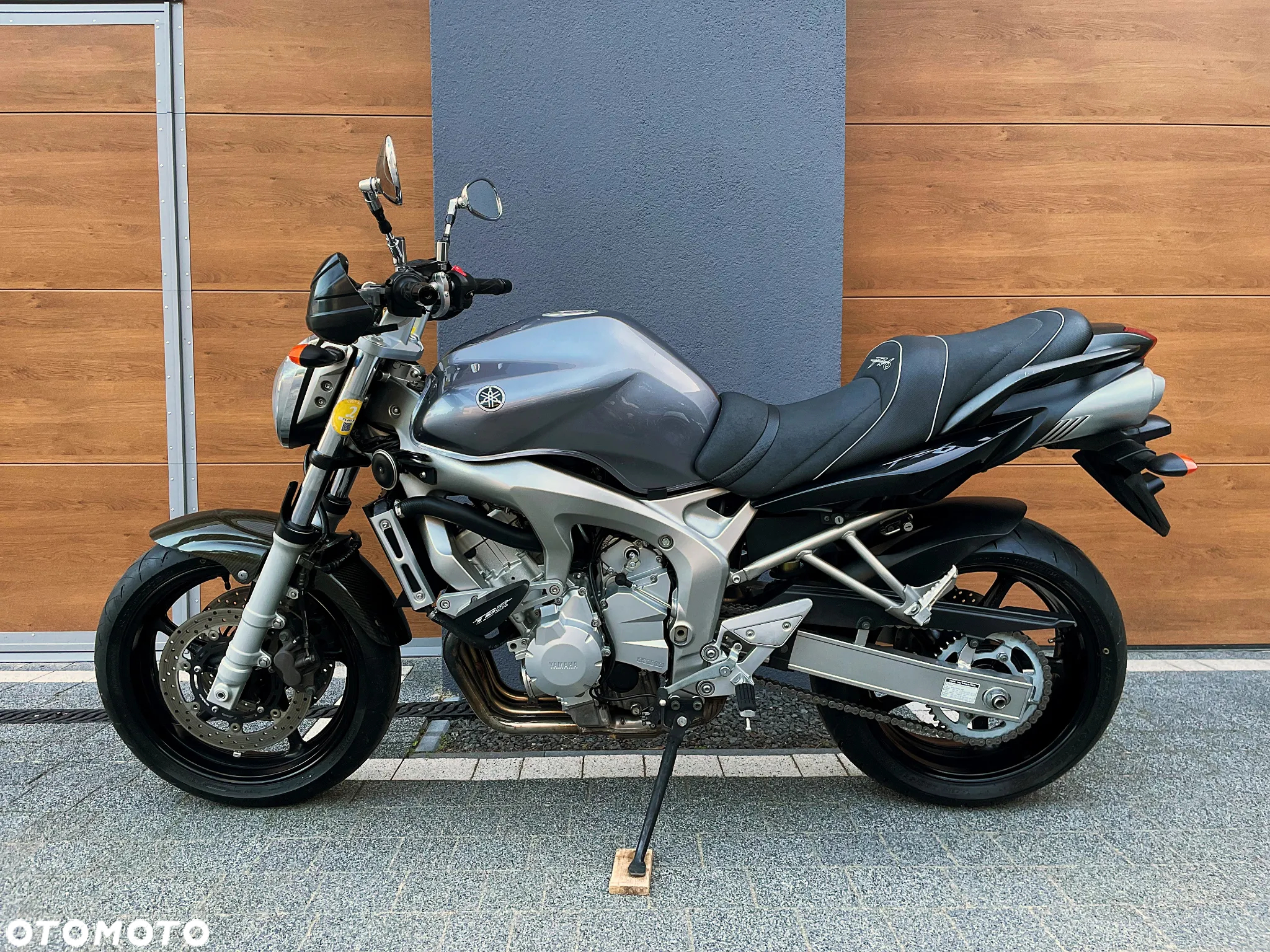 Yamaha FZ - 5