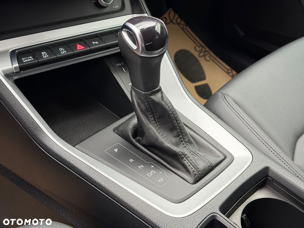 Audi Q3 Sportback - 11