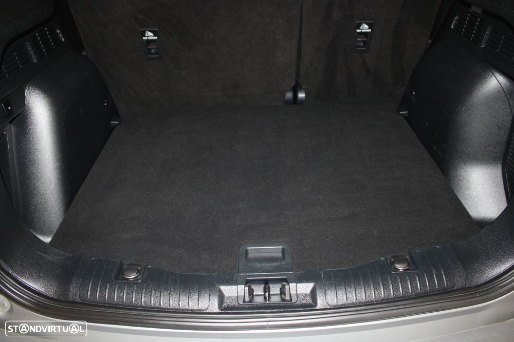 Ford Kuga 1.5 EcoBoost ST-Line - 32