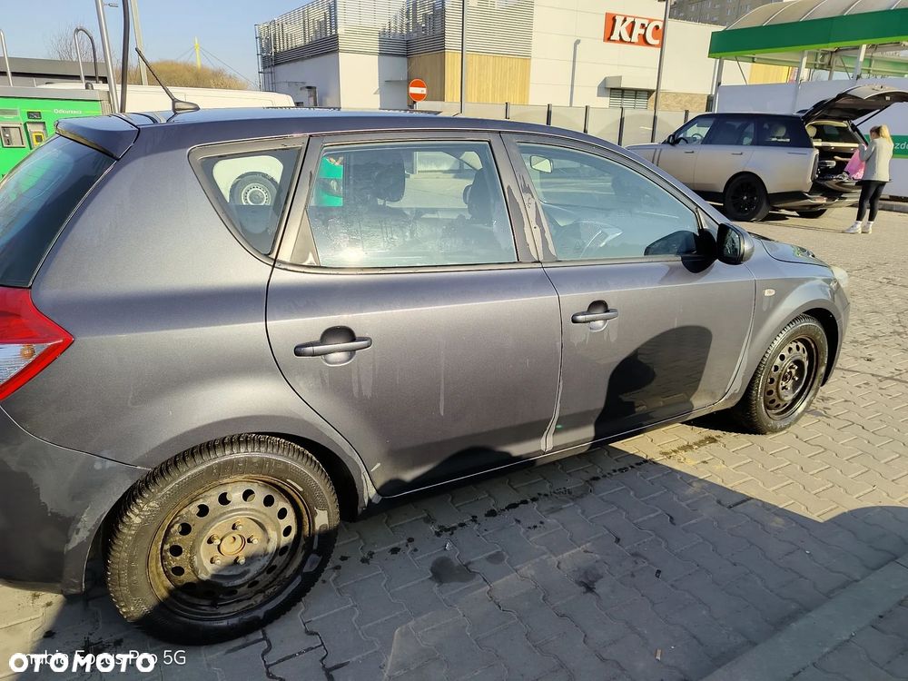 Kia Ceed 1.4 S - 8
