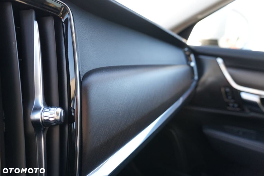 Volvo V90 Cross Country D5 AWD Pro - 18