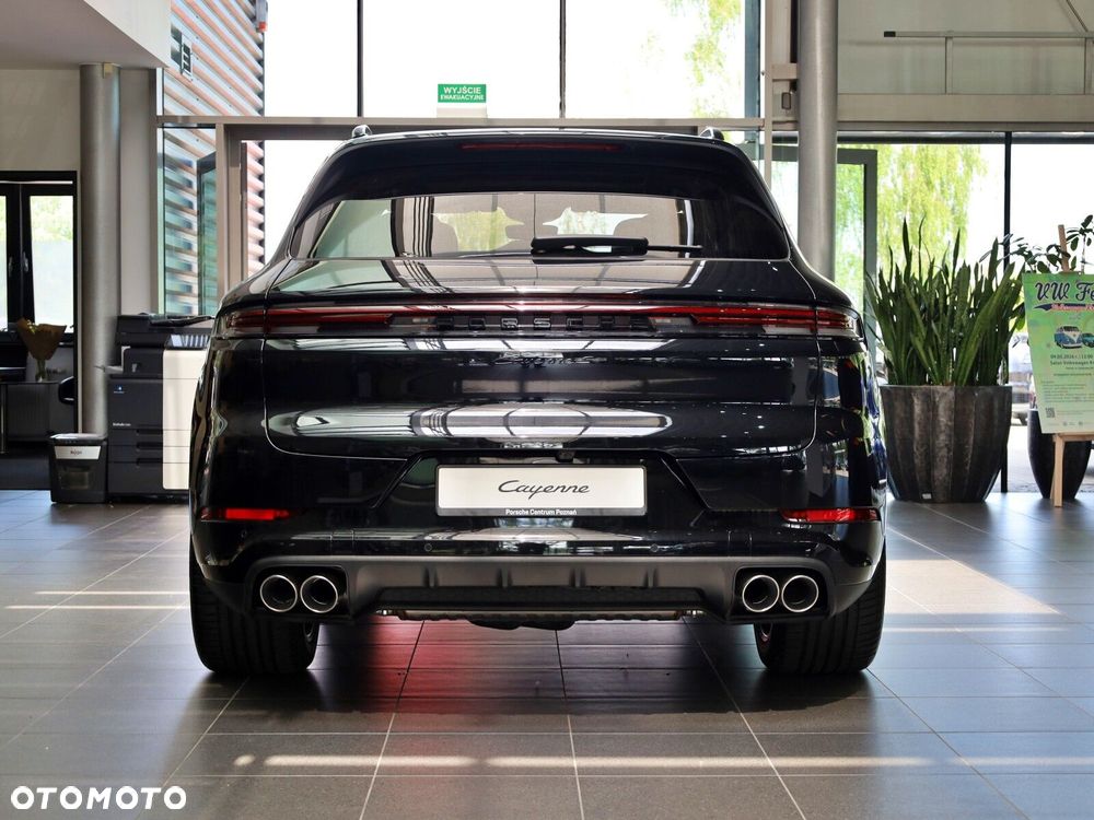 Porsche Cayenne - 8
