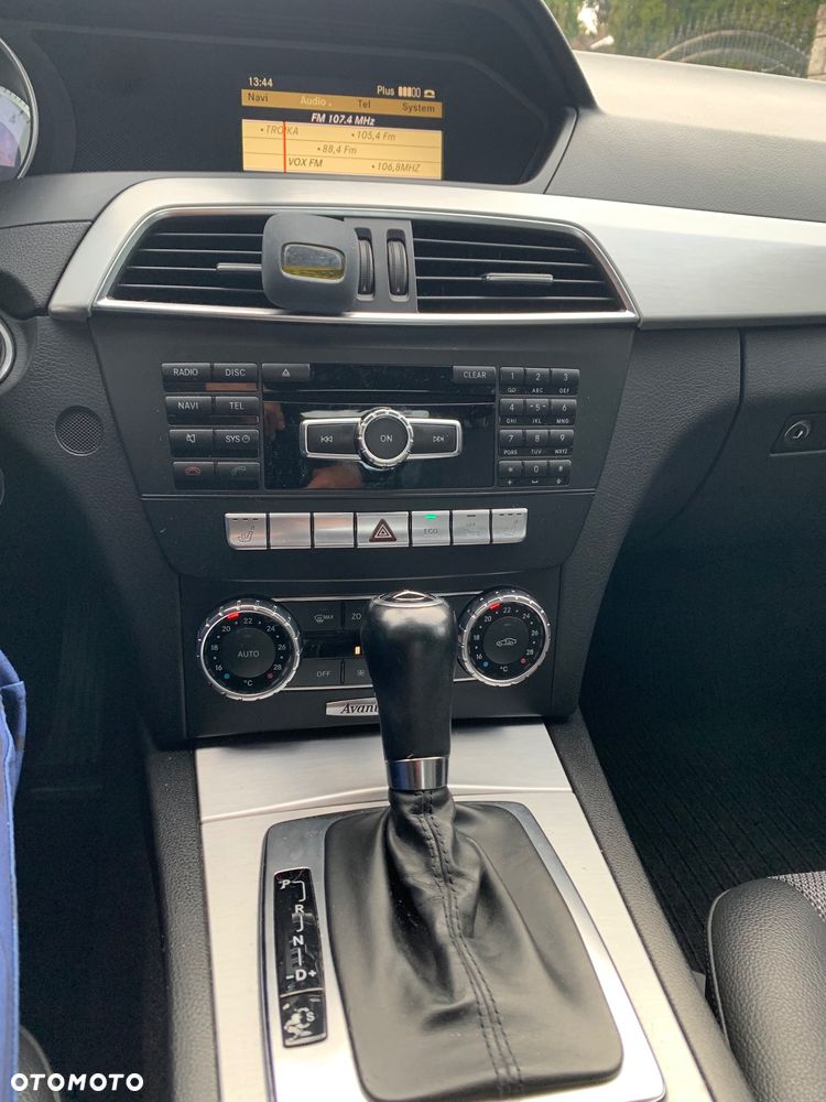 Mercedes-Benz Klasa C 200 CDI DPF Automatik BlueEFFICIENCY Avantgarde - 10