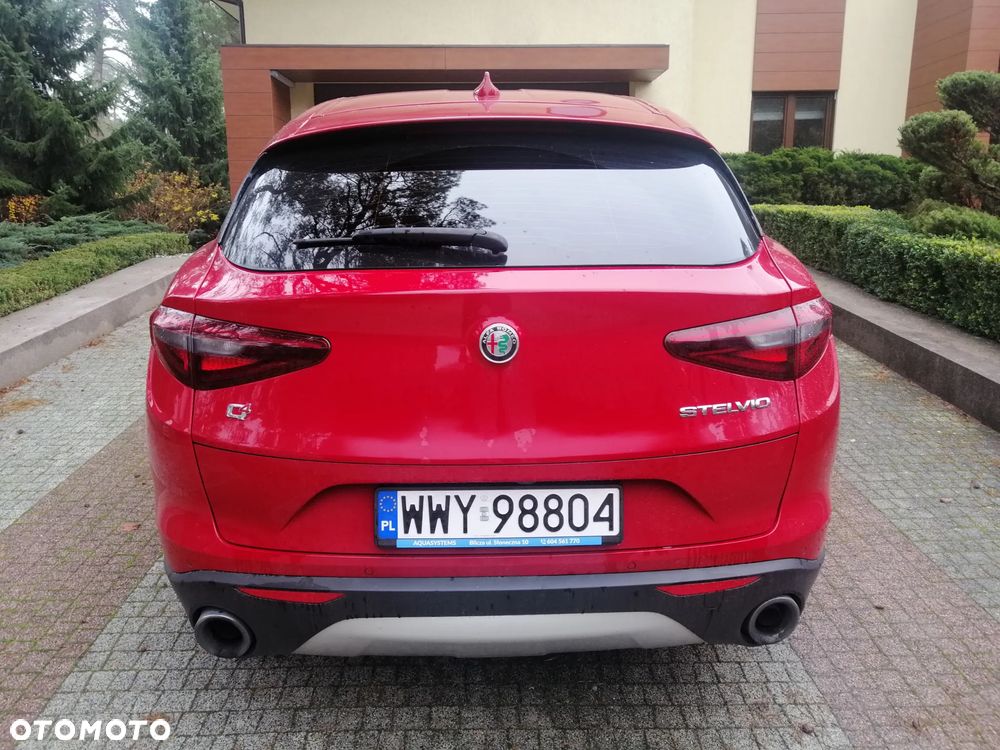 Alfa Romeo Stelvio 2.0 Turbo Q4 - 5
