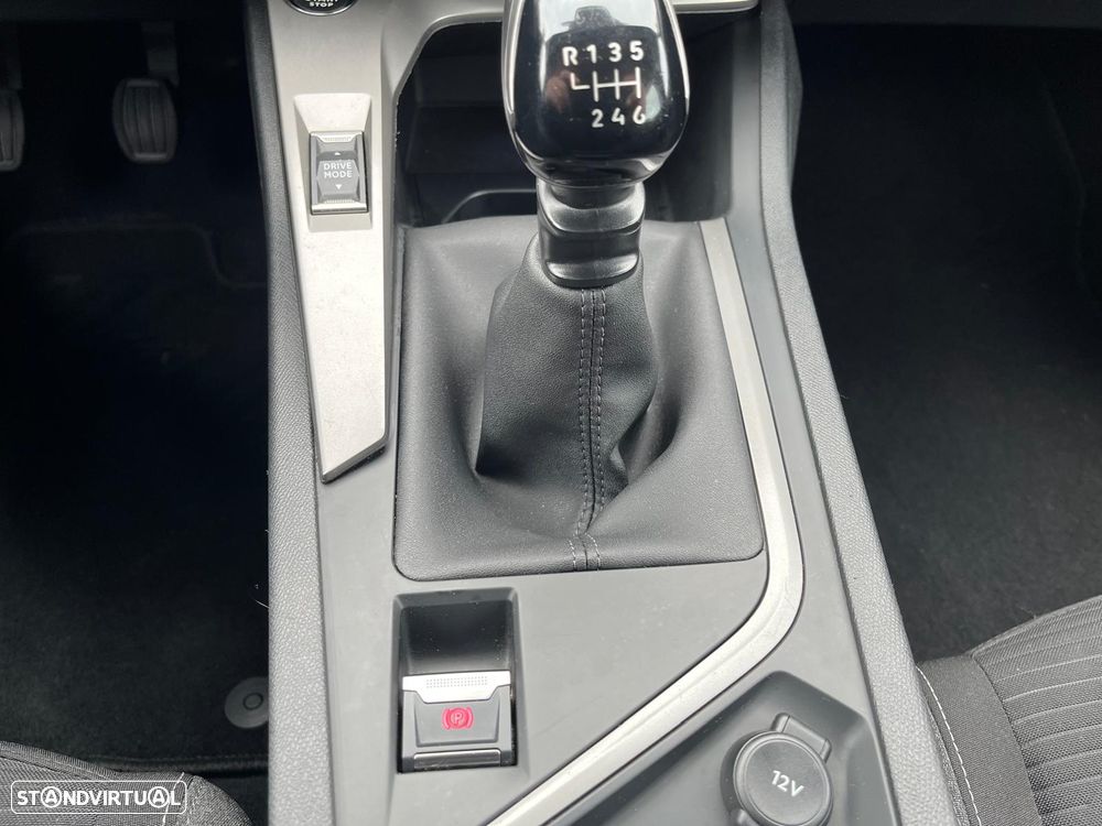 Peugeot 308 BlueHDi 130 Active Pack - 33