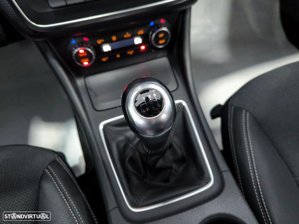 Mercedes-Benz A 180 - 15