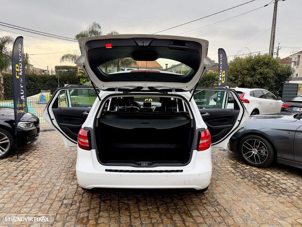 Mercedes-Benz B 180 (CDI) d 7G-DCT AMG Line - 32