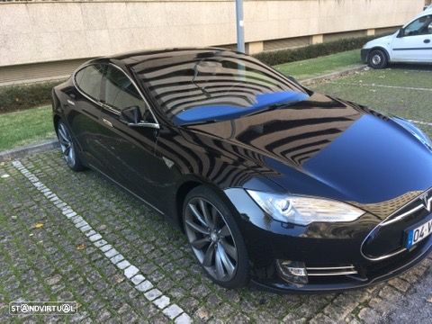 Tesla Model S Standard - 3