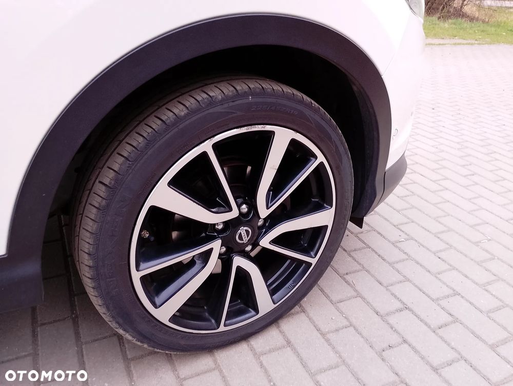 Nissan Qashqai 1.6 dCi Tekna S&S - 14