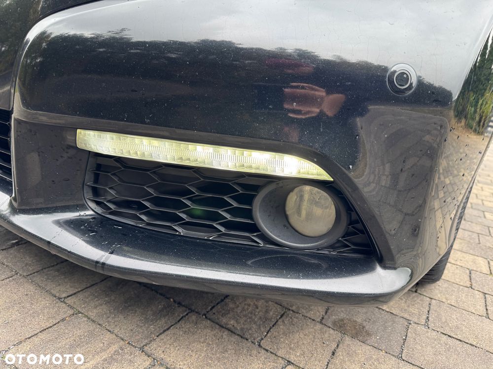 Honda Civic 1.6 i-DTEC Comfort Black Edition - 13