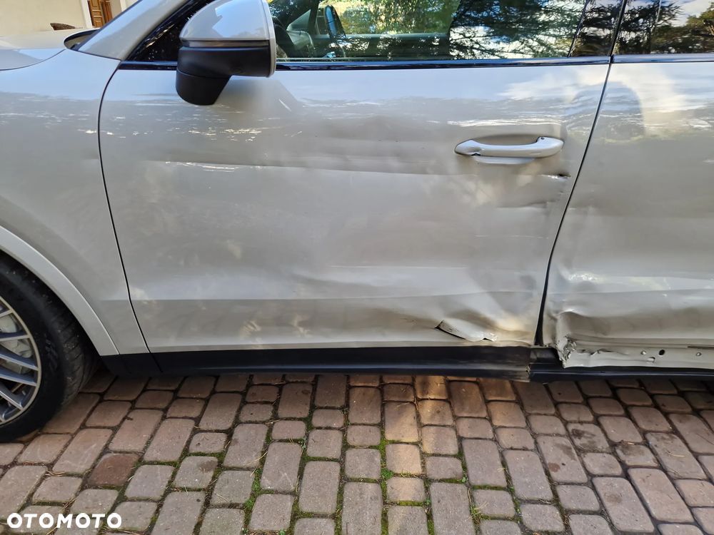 Porsche Cayenne S Platinum Edition - 8