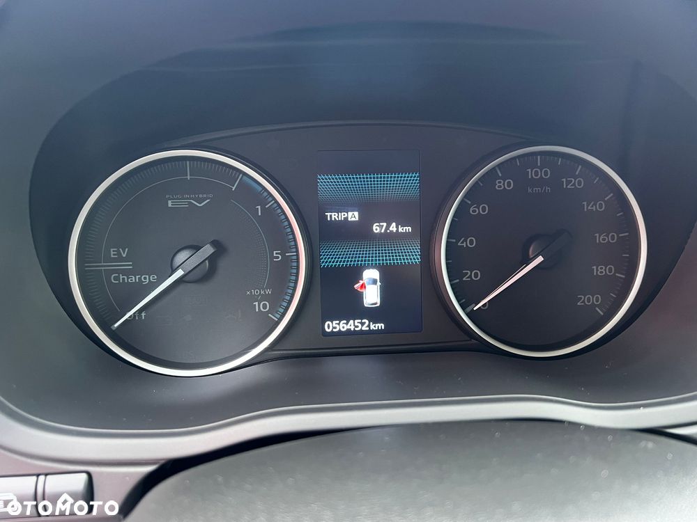 Mitsubishi Eclipse Cross 4WD Plus Select - 19