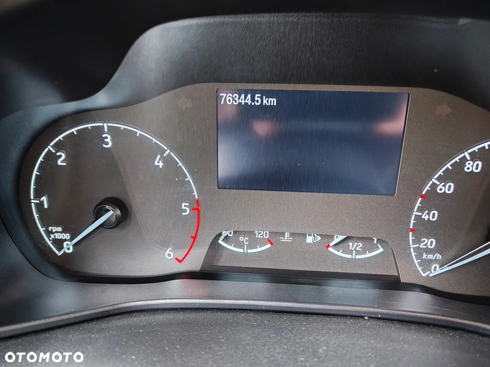 Ford Transit Connect - 10
