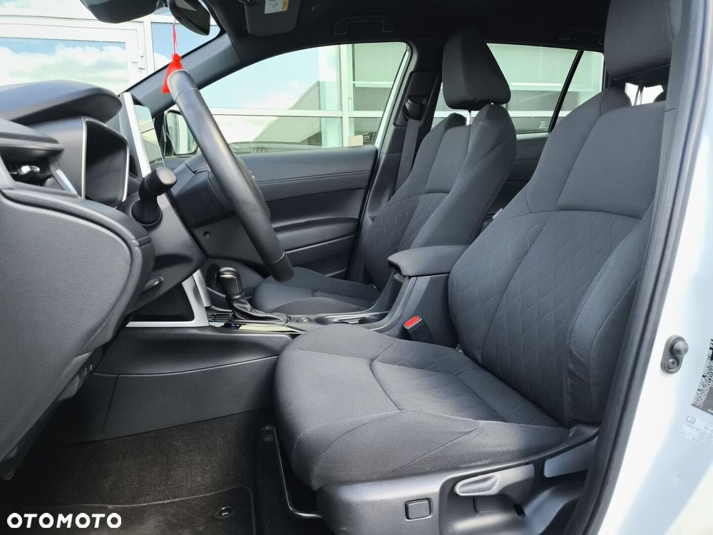 Toyota Corolla Cross - 27