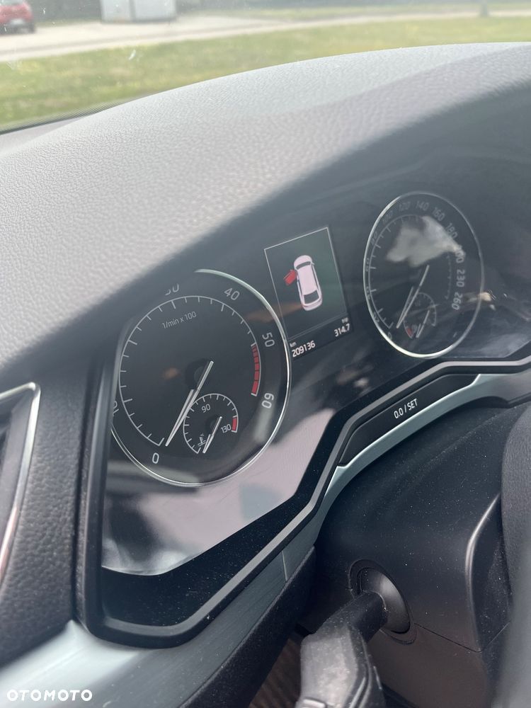Skoda Superb 1.6 TDI Style - 7