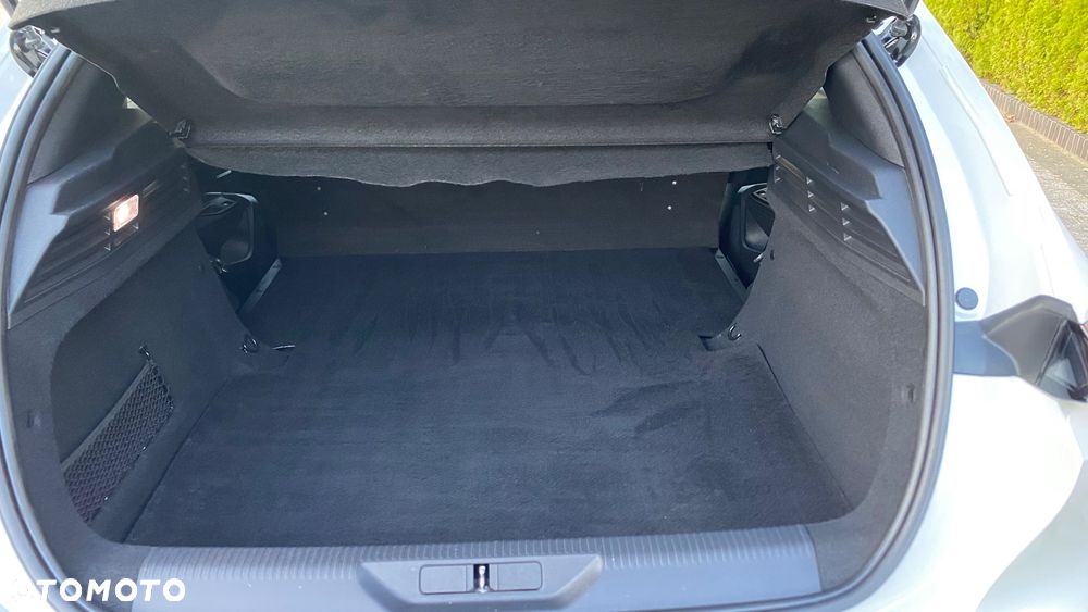 Peugeot 308 SW BlueHDi 130 EAT8 Stop & Start Allure Business-Paket - 17