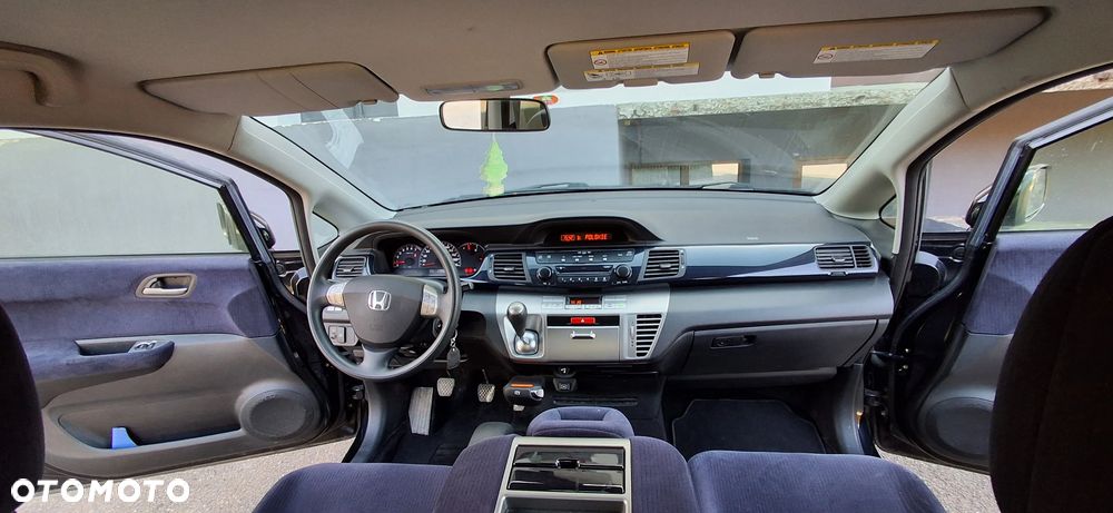 Honda FR-V 1.8 Executive - 11