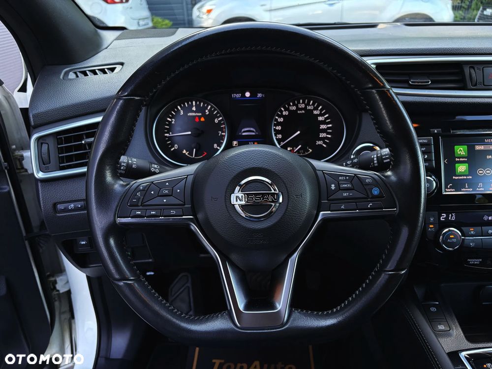 Nissan Qashqai 1.3 DIG-T Tekna+ DCT - 23