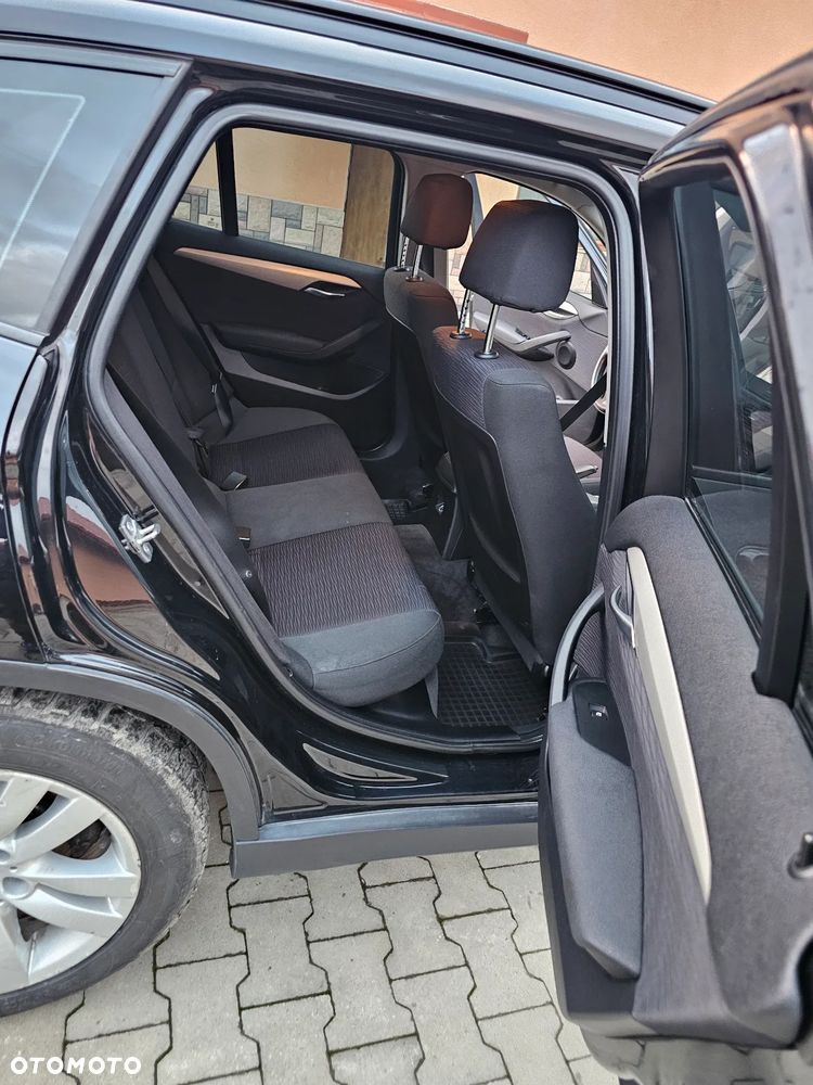 BMW X1 xDrive18d xLine - 21