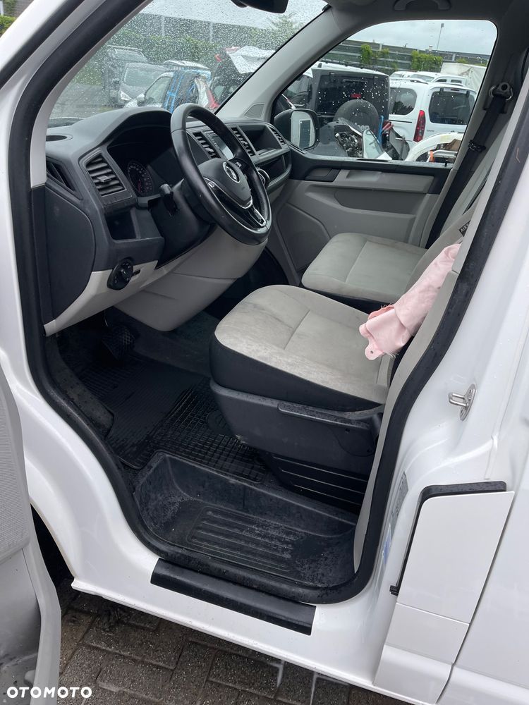 Volkswagen Transporter - 13