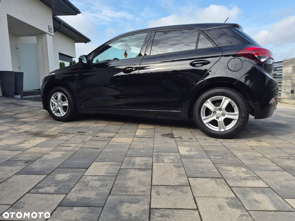 Hyundai i20 1.2 Select - 12