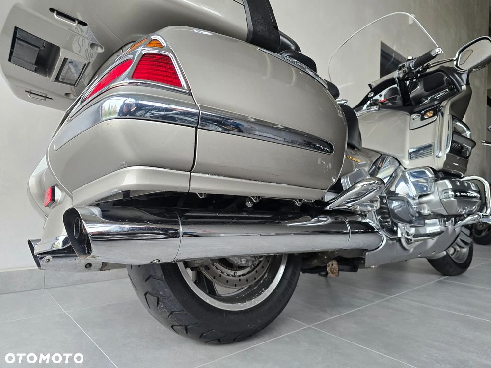 Honda GL - 38