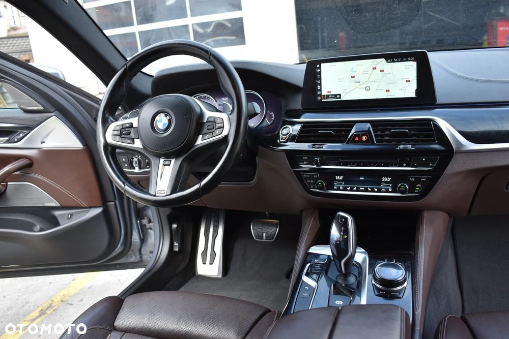 BMW Seria 5 530d xDrive M Sport sport - 23