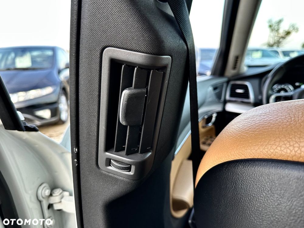 Volvo XC 90 D5 AWD R-Design - 24