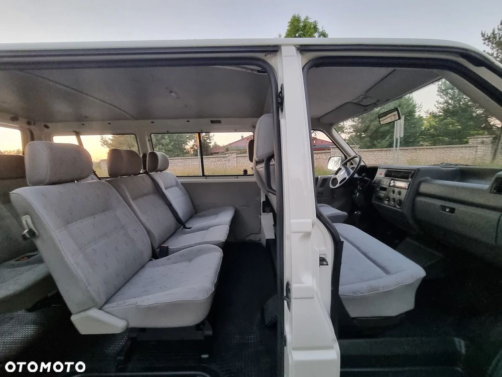 Volkswagen Transporter - 15