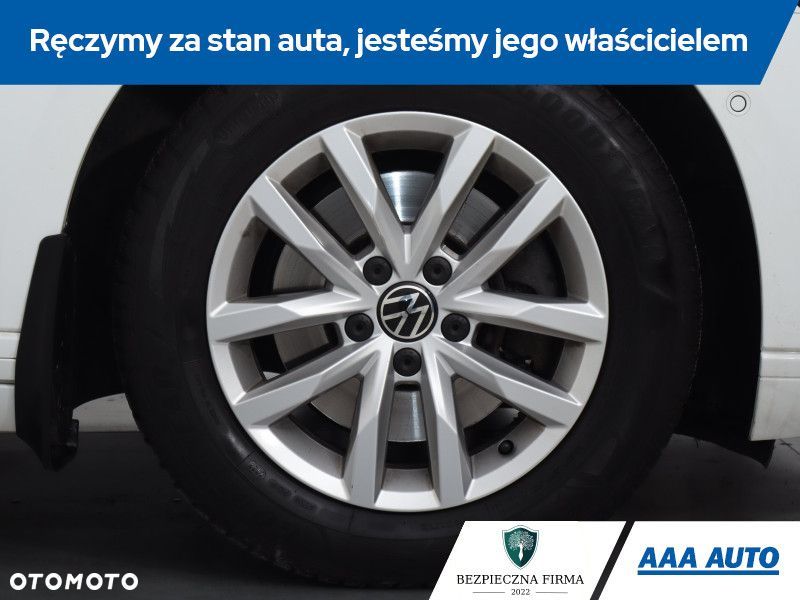 Volkswagen Passat Variant - 16