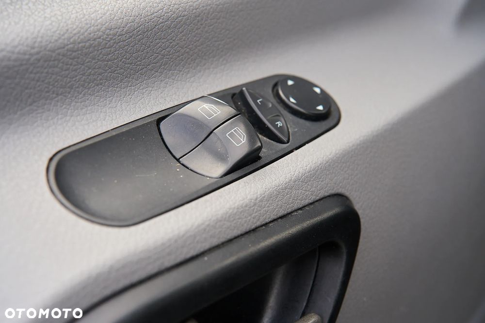 Mercedes-Benz Sprinter 310 - 8