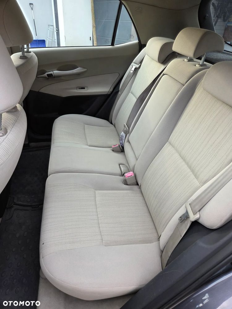 Toyota Auris 2.0 D-4D Sol - 21