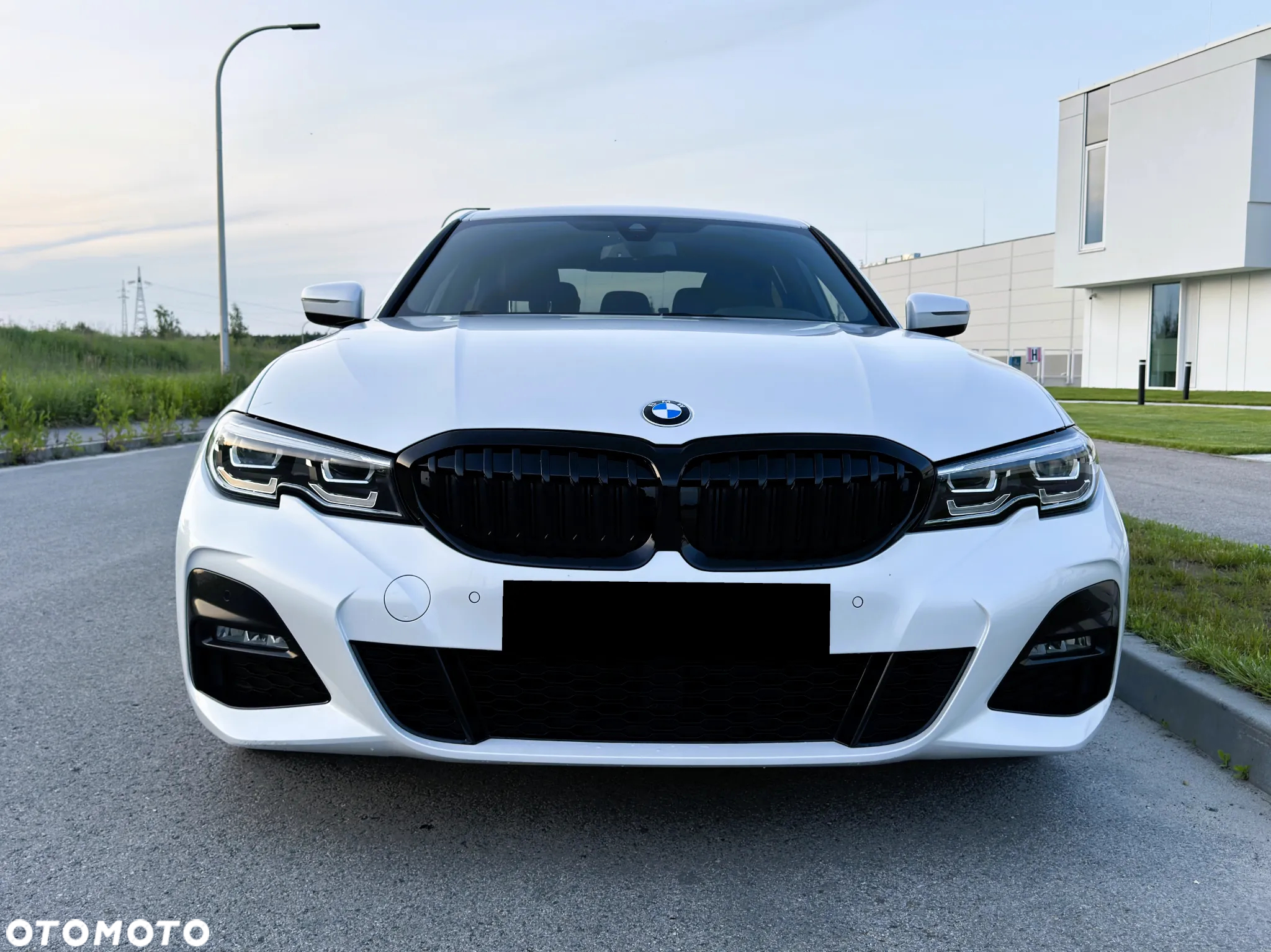 BMW Seria 3 320d xDrive M Sport sport - 2