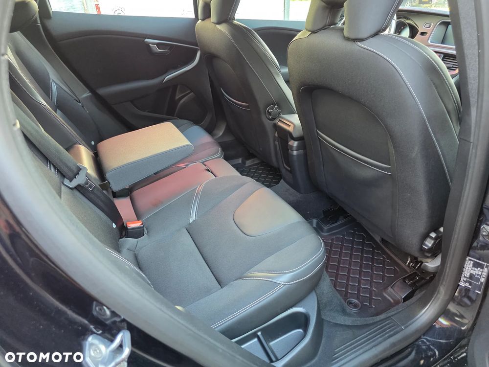 Volvo V40 D3 Drive-E Kinetic - 11