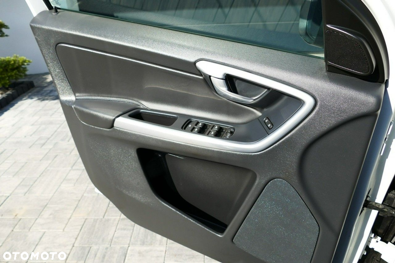 Volvo XC 60 - 20