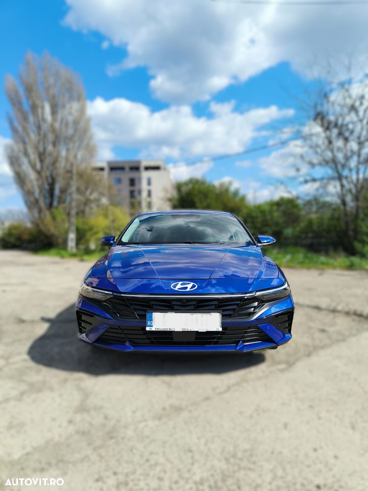 Hyundai Elantra 1.6 l 123 CP CVT Exclusive - 2