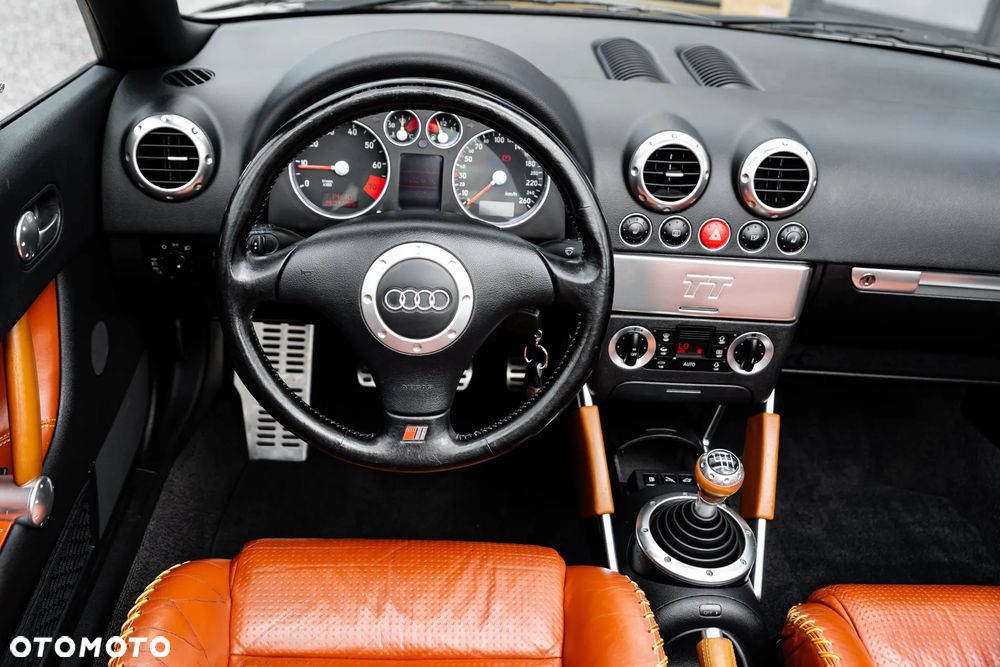 Audi TT Roadster 1.8T Quattro - 23