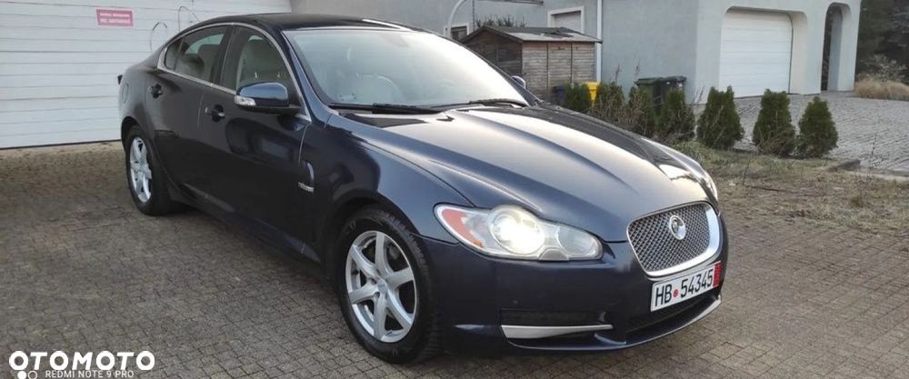 Jaguar XF 2.7 V6 Premium Luxury - 30