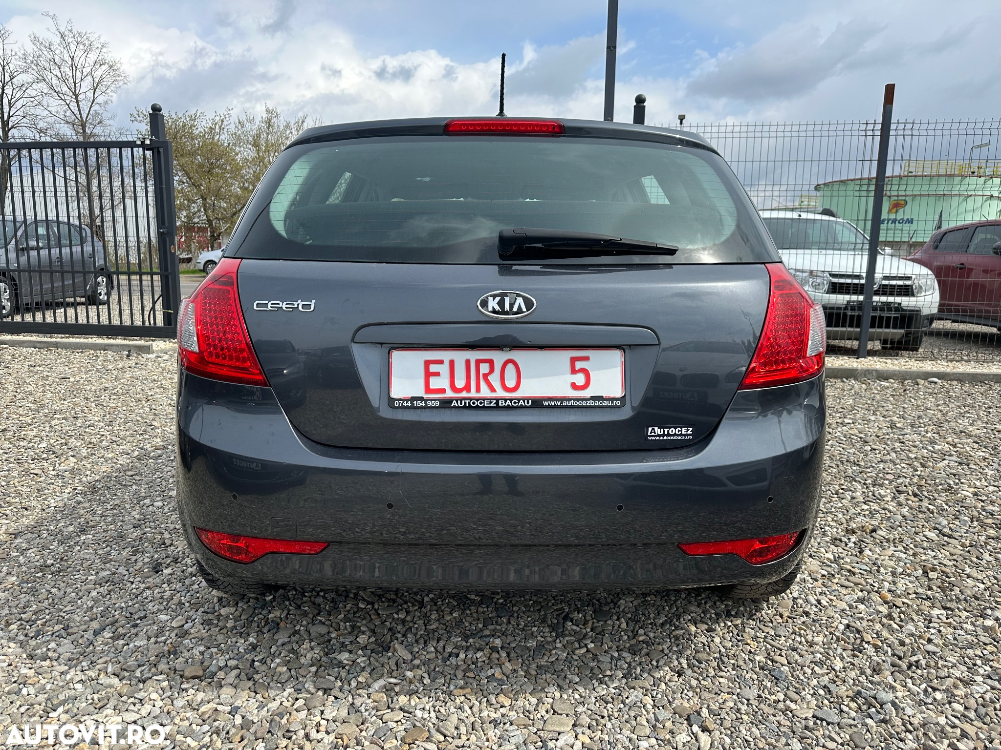 Kia Ceed - 6