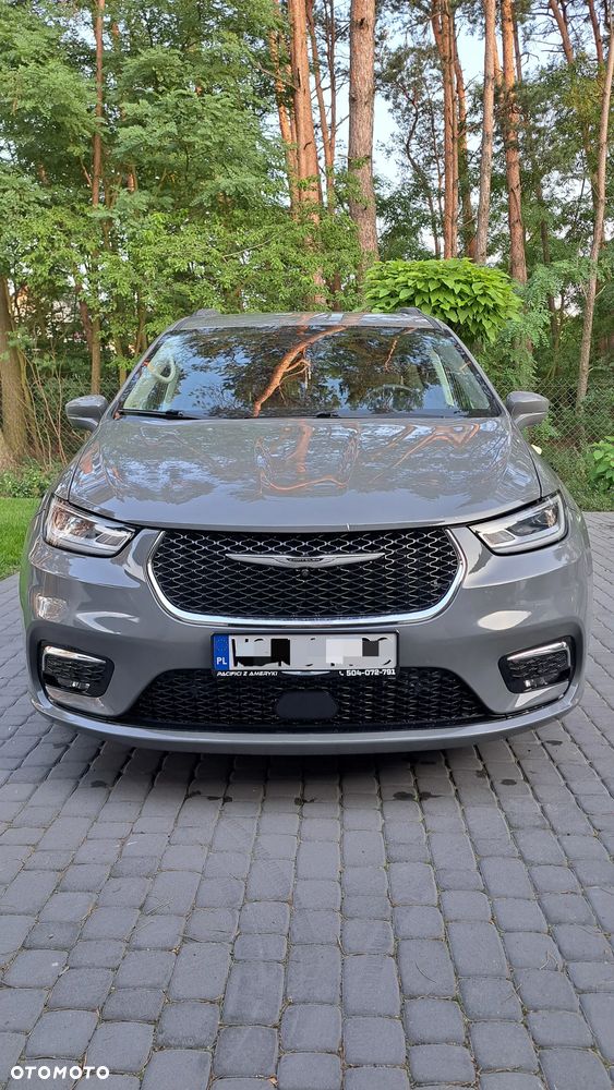 Chrysler Pacifica - 6