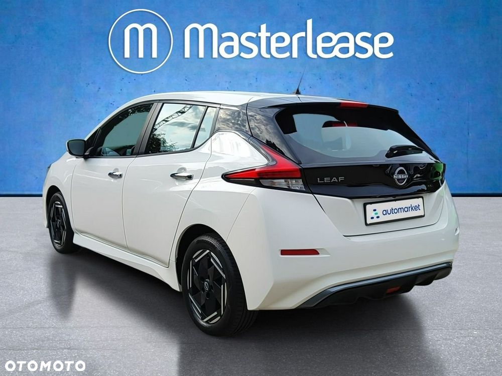 Nissan Leaf - 7