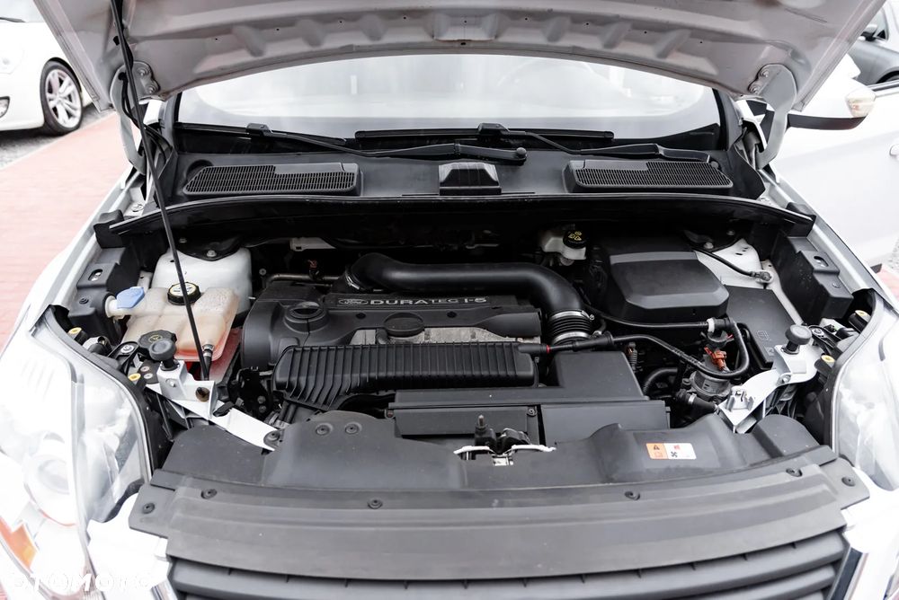 Ford Kuga 2.5 4x4 White Magic - 40