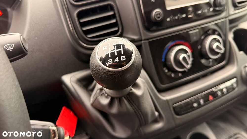 Toyota Proace Max - 12