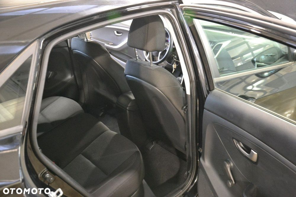 Hyundai i30 - 18