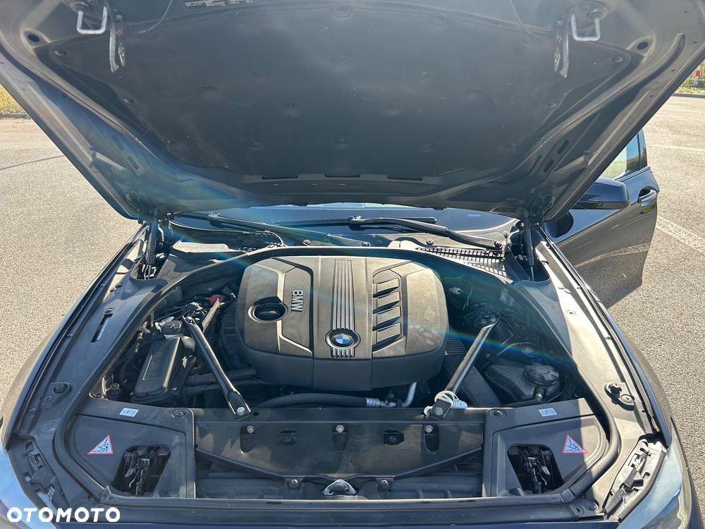 BMW Seria 5 520d - 30