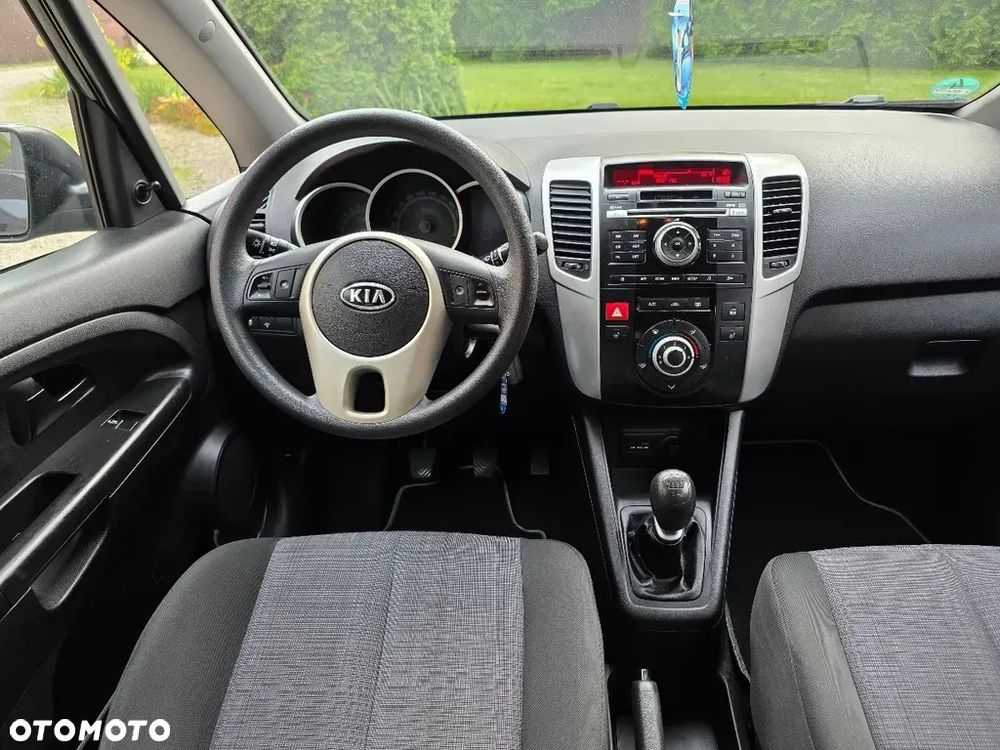 Kia Venga 1.4 CVVT Dream-Team Edition - 10